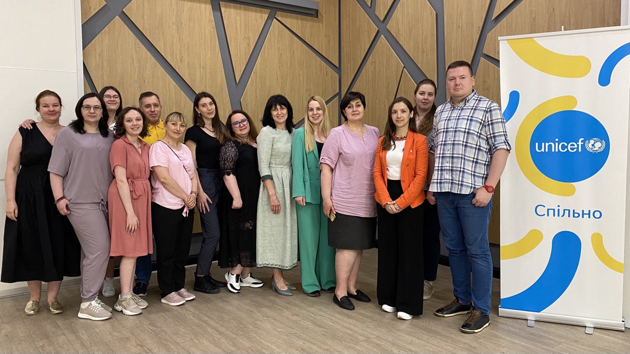 On May 25-26, a consortium of partner organizations led by the Ukrainian Child Rights Network together with the United Nations Children’s Fund (UNICEF) held a working meeting within the framework of the SPILNO project. Social services.